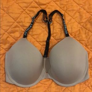 BRAND NEW 32DD Victoria’s Secret Nude Bra